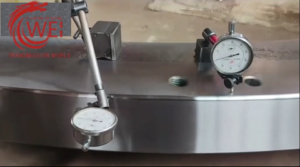 Large diameter slewing bearing, end face runout test1