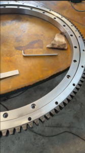 Thin Section Slewing Bearing with Steel Seal Technology1